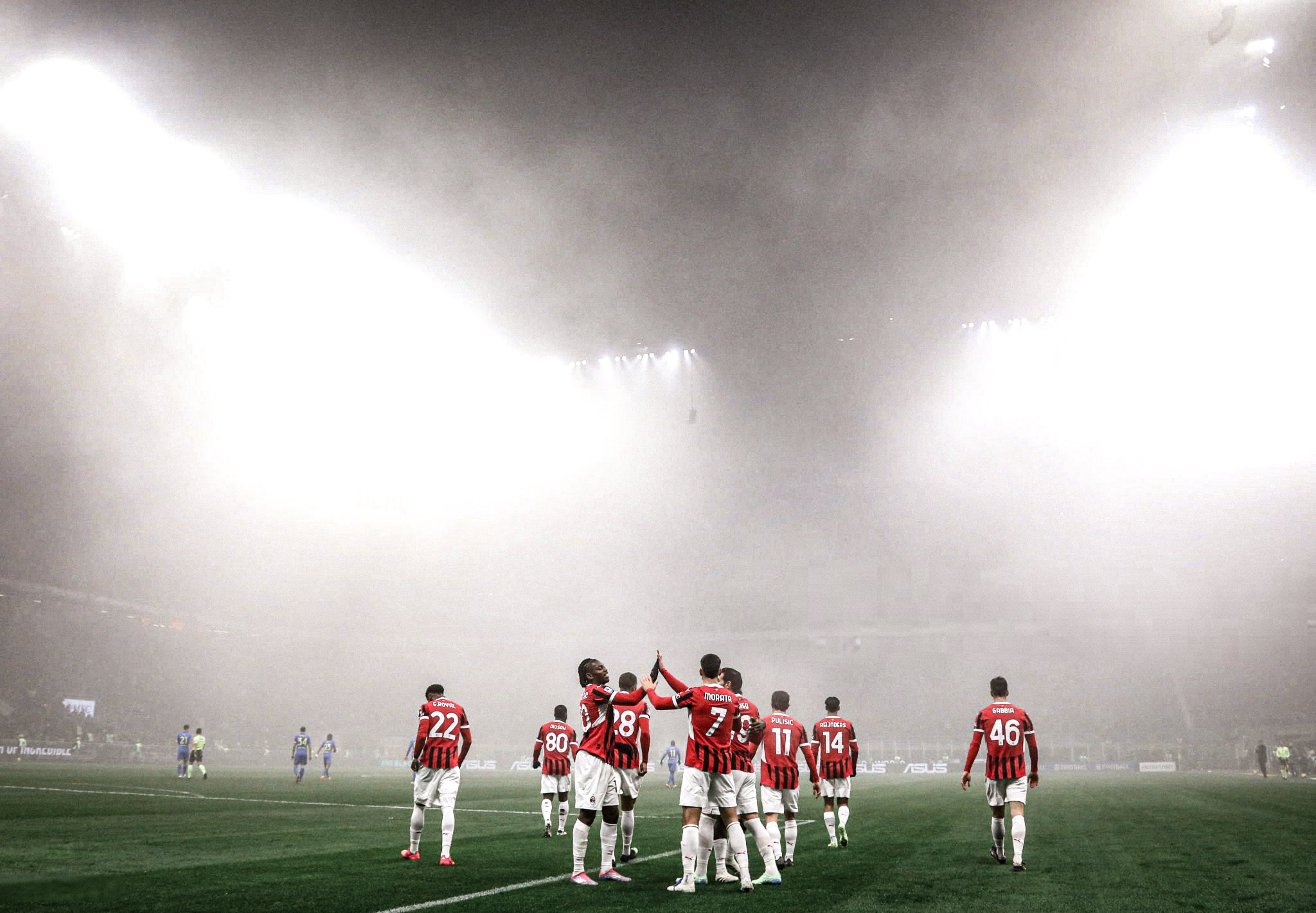 包含AC米兰客场惊险逆转,取得宝贵三分的词条 包含AC米兰客场惊险逆转,取得宝贵三分的词条