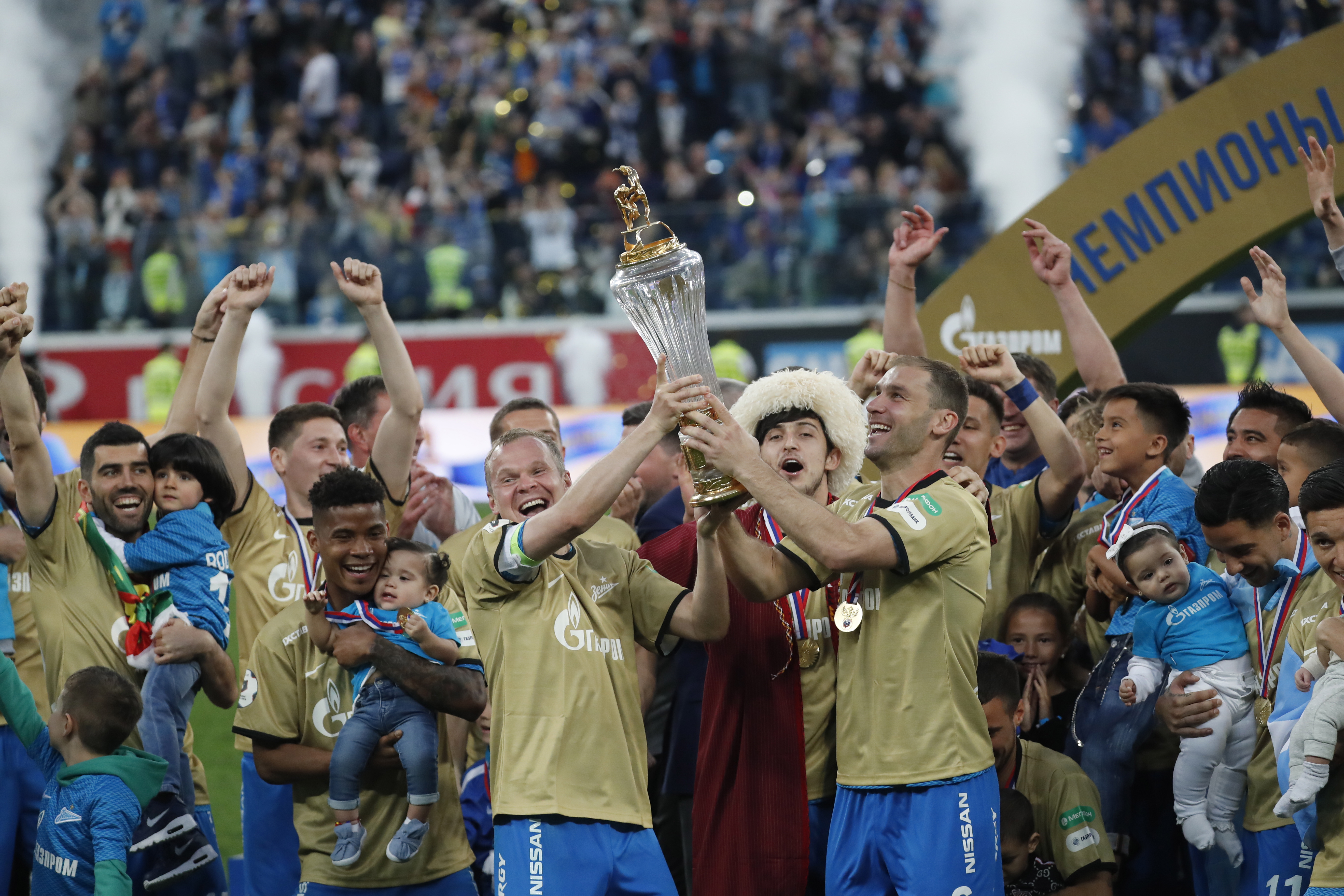 关于俄超盛宴上演,莫斯科火车头对垒圣彼得堡泽尼特的信息 关于俄超盛宴上演,莫斯科火车头对垒圣彼得堡泽尼特的信息