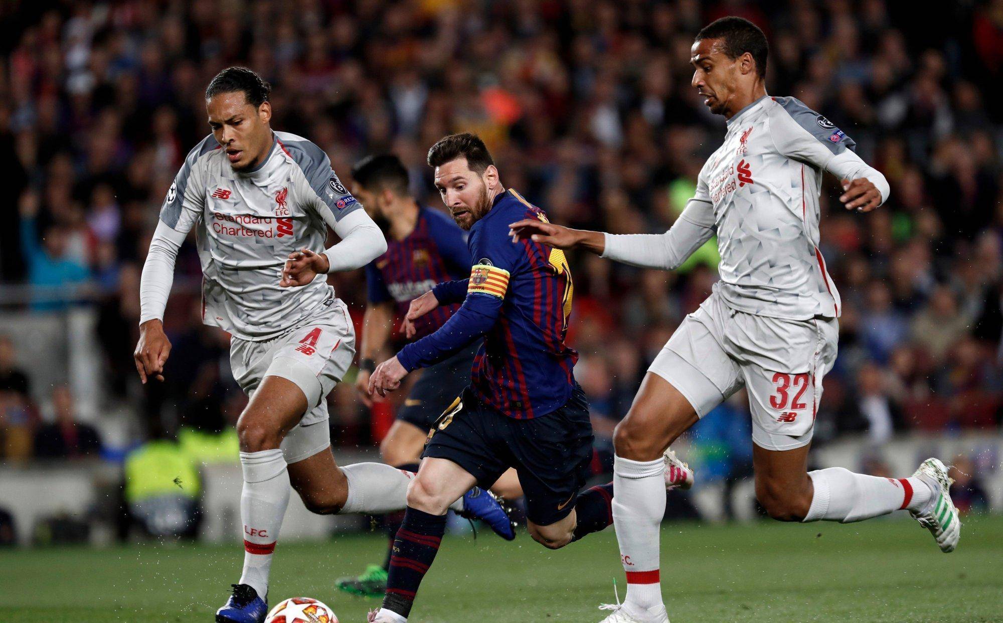 观众们将会看到足球比赛的何种精彩瞬间? 观众们将会看到足球比赛的何种精彩瞬间?