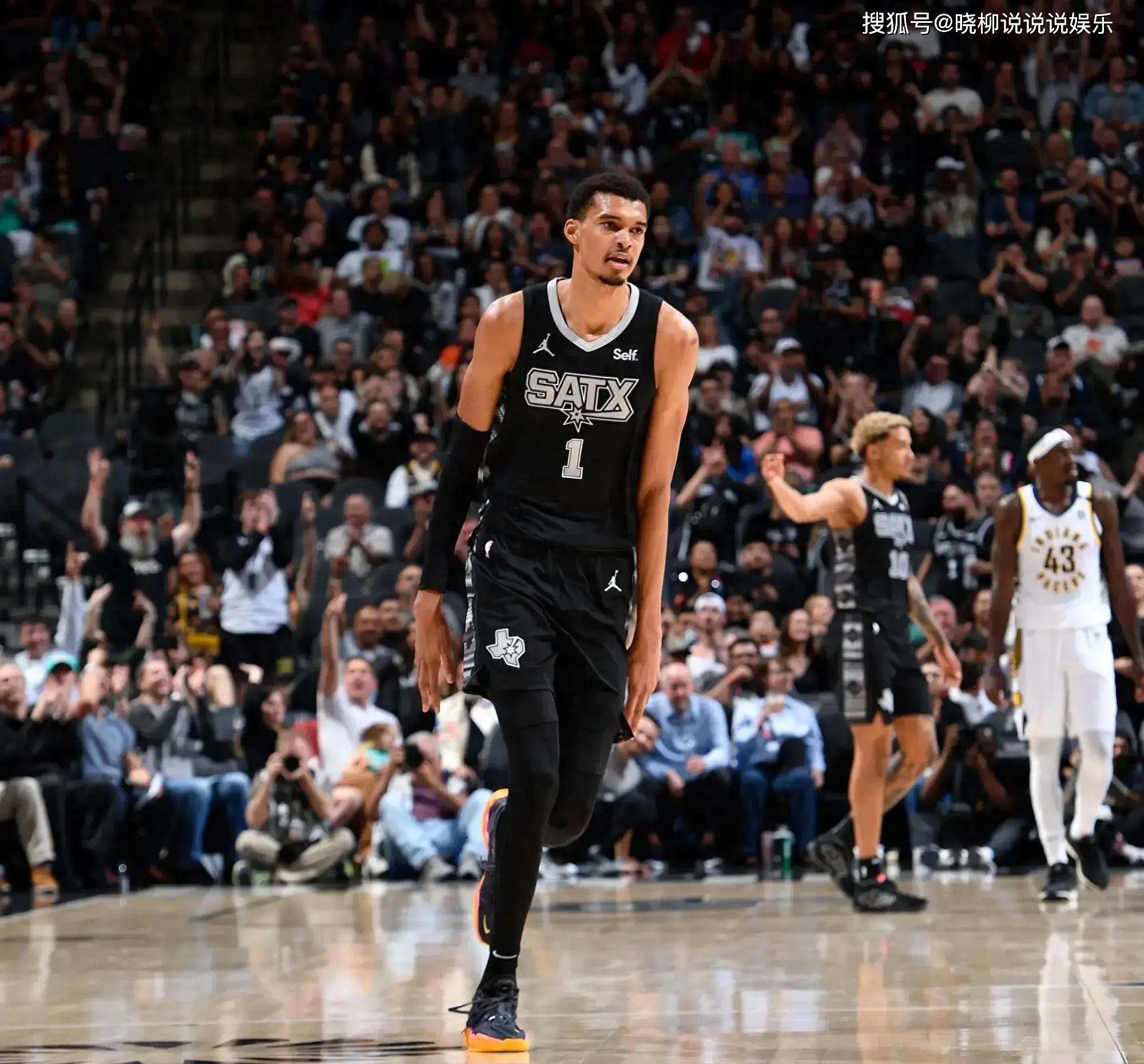 开云体育-包含联盟新秀大比拼，马刺主场击败雷霆取得开门红的词条