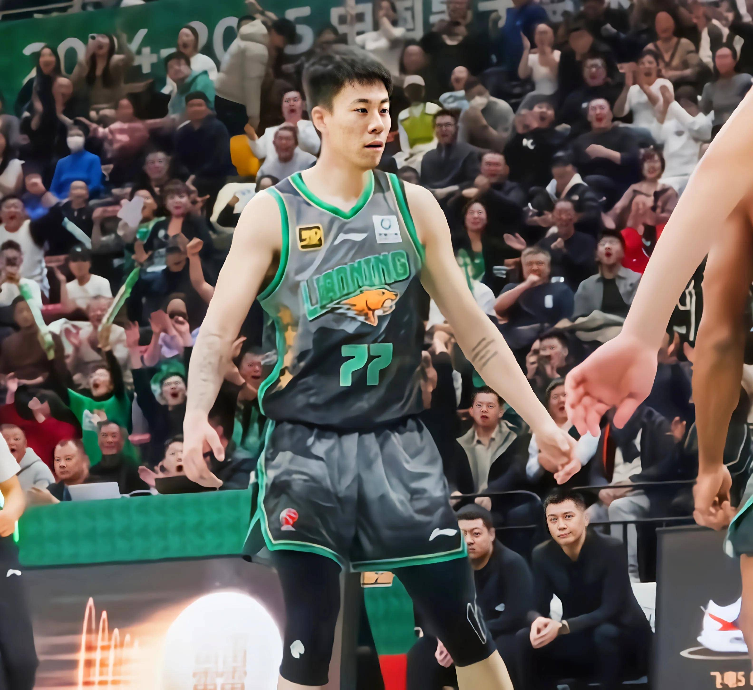 天津男篮客场大胜四川队,取得两连胜 天津男篮客场大胜四川队,取得两连胜