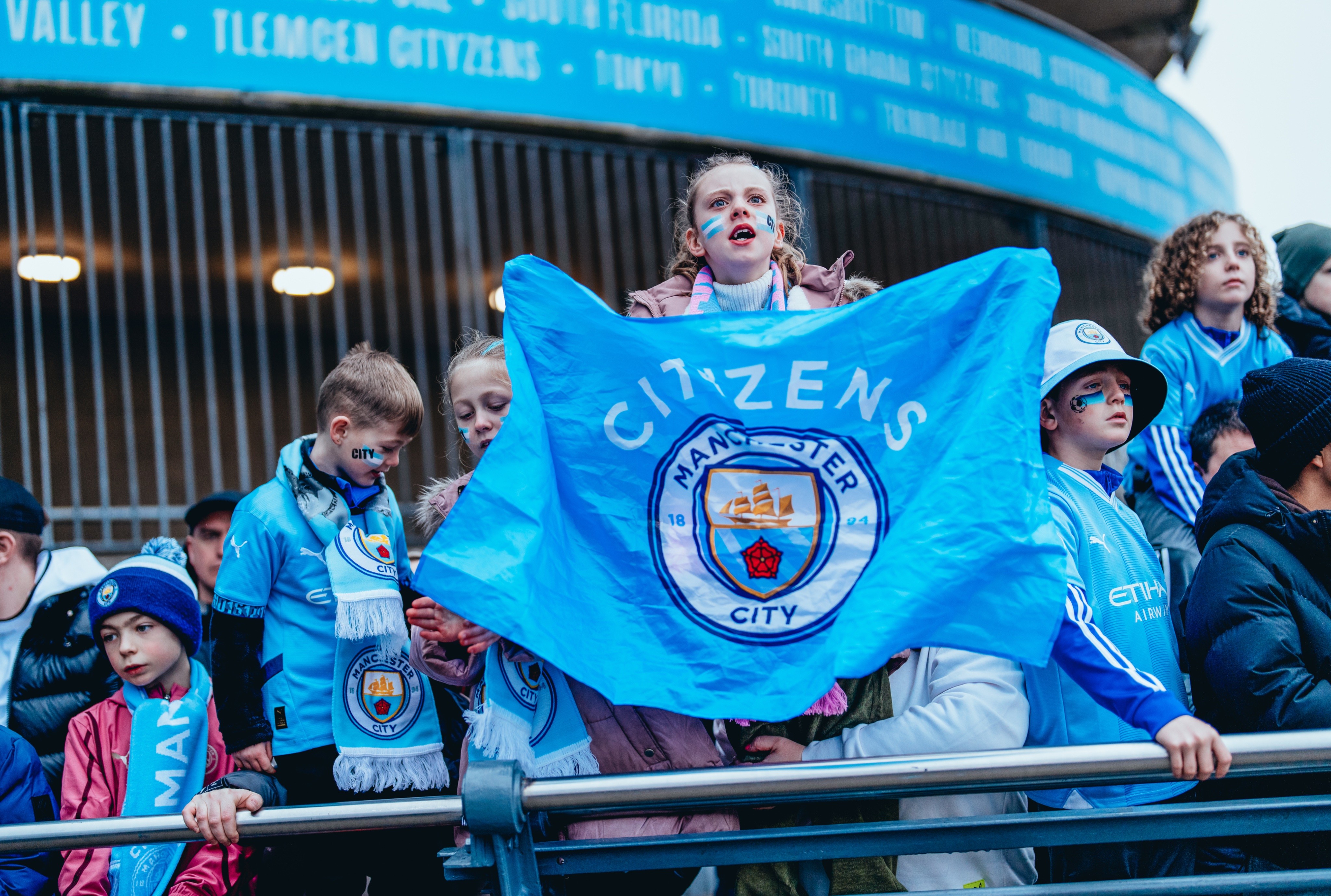 曼城胜利之路再添一战,球员们兴奋不已的简单介绍 曼城胜利之路再添一战,球员们兴奋不已的简单介绍