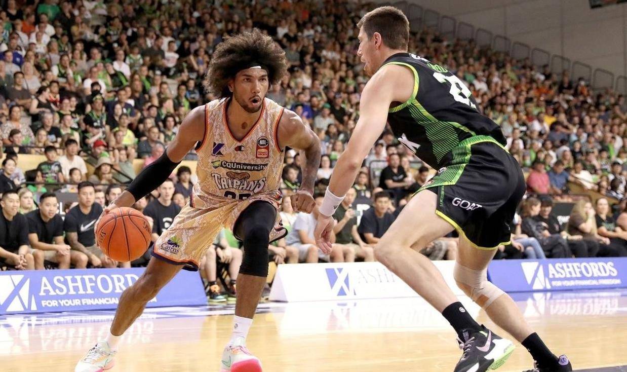 开云体育在线-胜负之际：篮球赛事充满悬念