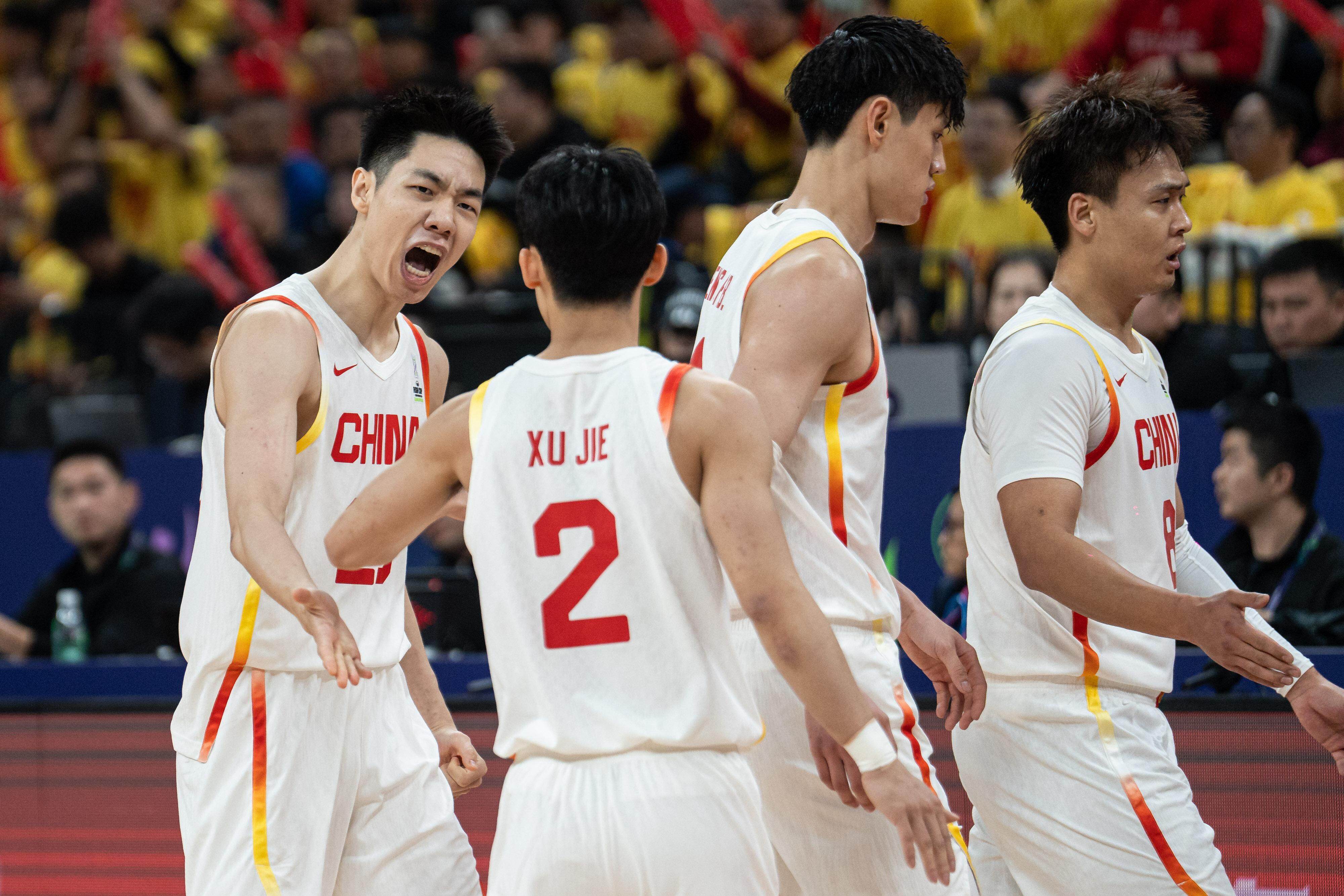 开云APP-亚洲杯赛上，中国队意外获得胜利，引发球迷狂欢的简单介绍