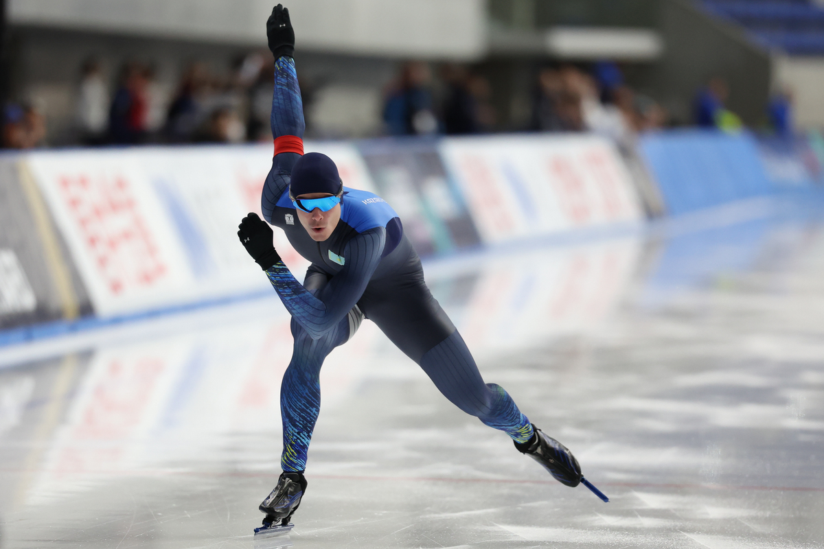 开云体育官网-韩国选手速度惊人，摘金登顶