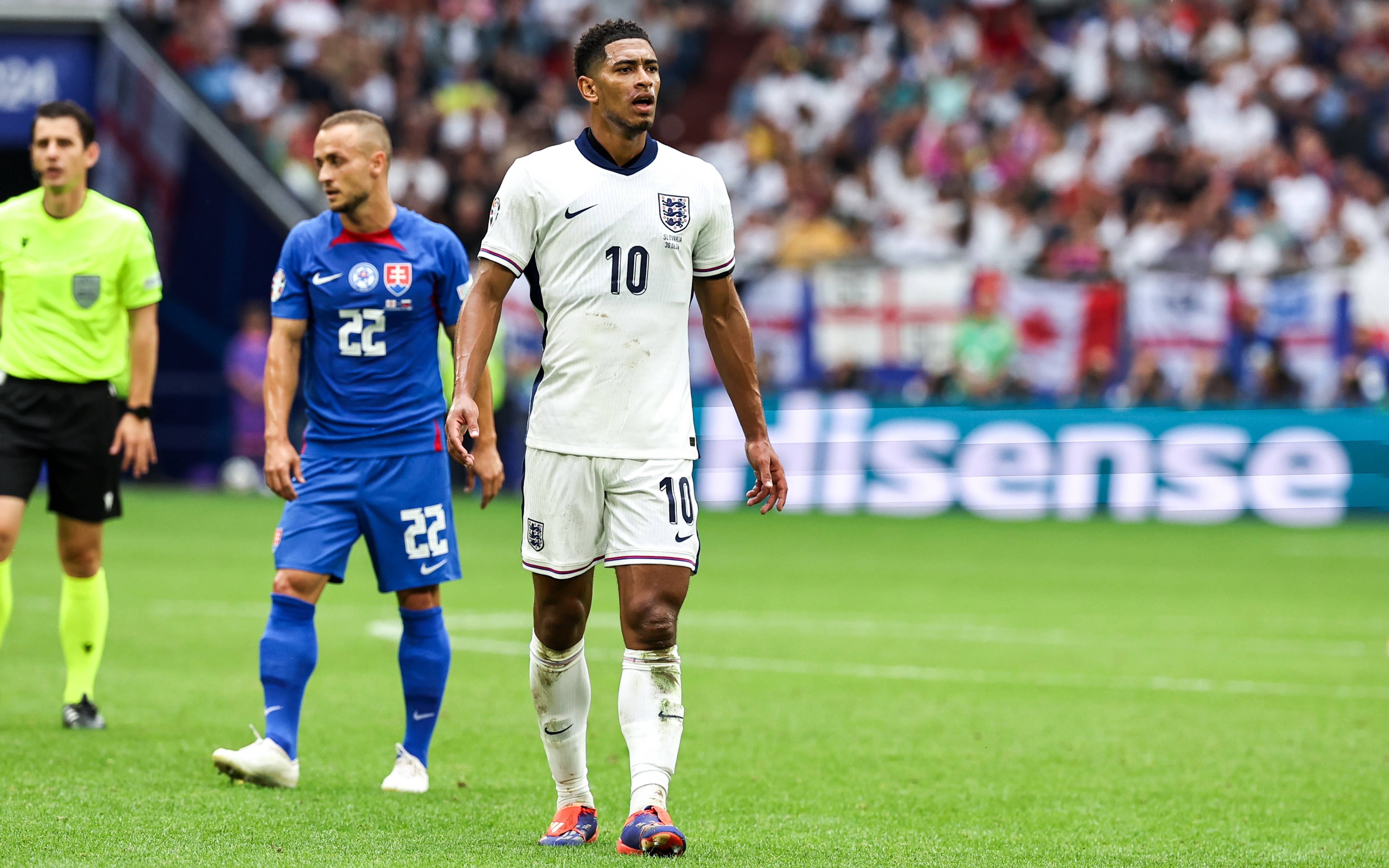 开云体育官方网站-包含英格兰队出征新赛季,引发球迷期待的词条