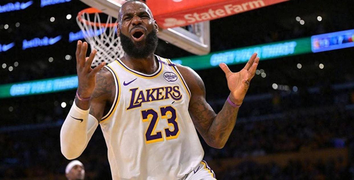 步行者痛失湖人,主场遭遇逆转 步行者痛失湖人,主场遭遇逆转