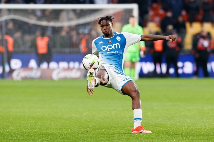 开云体育平台APP-摩纳哥球员表现出色，球队期待更好的表现