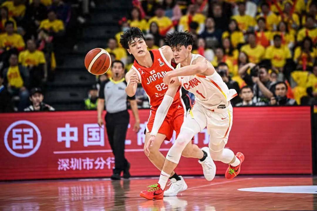 亚洲杯篮球锦标赛展开新赛季,球迷期待 亚洲杯篮球锦标赛展开新赛季,球迷期待