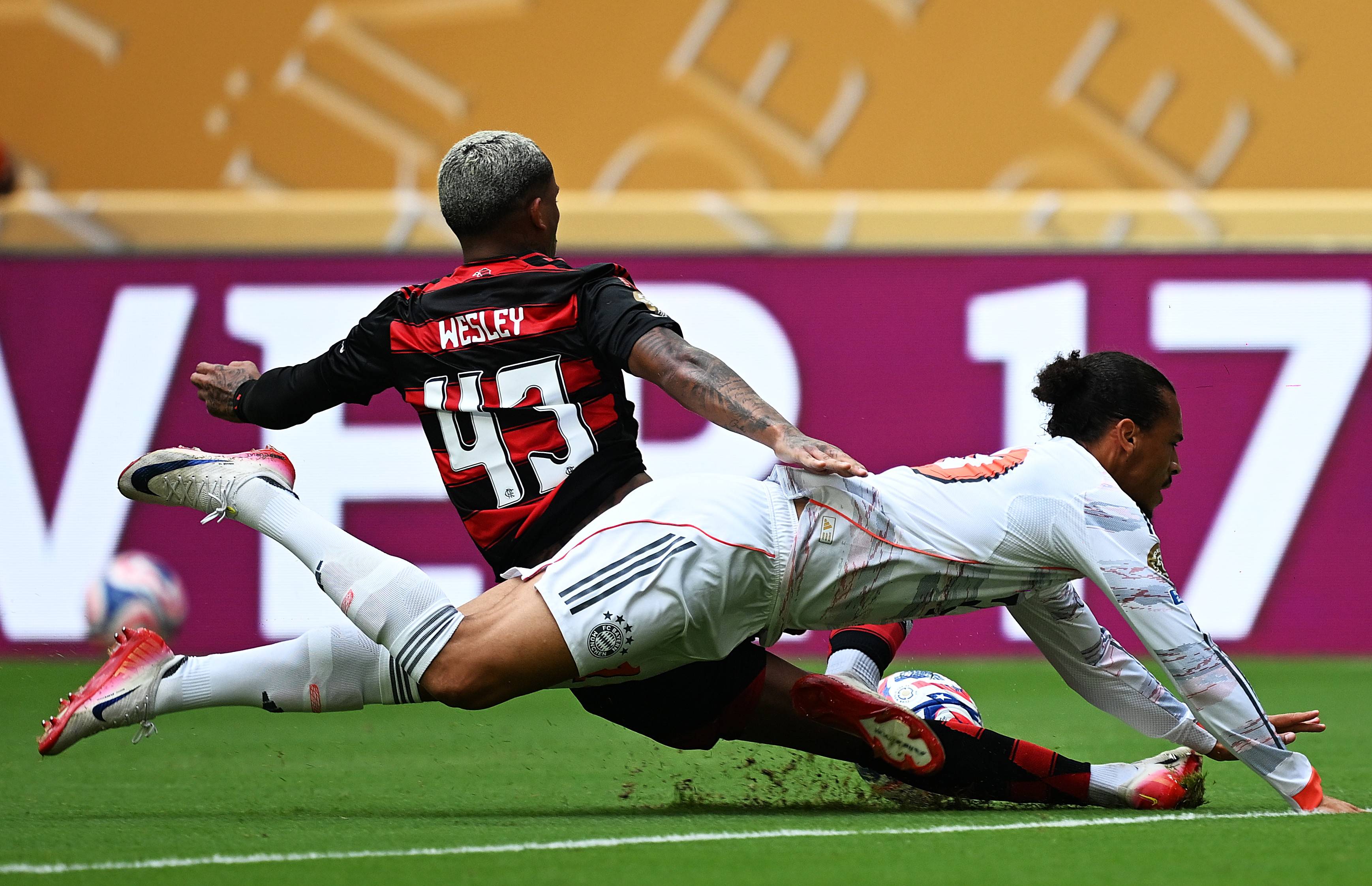 拜仁继续连胜,锁定晋级欧洲足坛巅峰 拜仁继续连胜,锁定晋级欧洲足坛巅峰