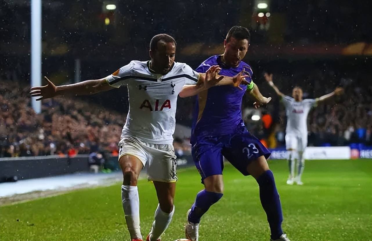 佛罗伦萨客场战胜卡利亚里,取得重要胜利 佛罗伦萨客场战胜卡利亚里,取得重要胜利