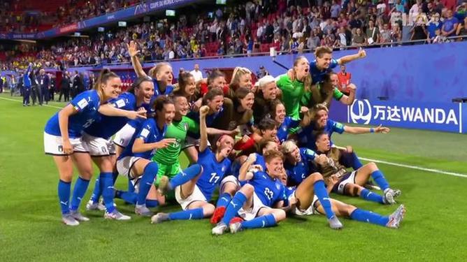 霍拉梅尼对阵乌拉圭蒙特:国际女足冠军联赛 霍拉梅尼对阵乌拉圭蒙特:国际女足冠军联赛