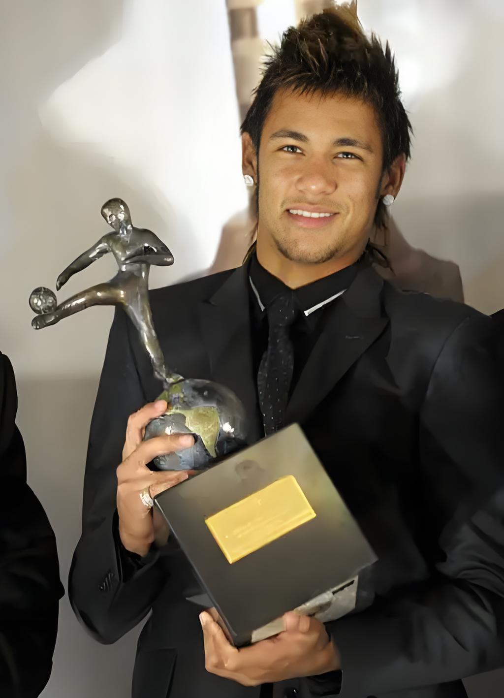 南美洲足球明日之星在争霸赛中崭露头角! 南美洲足球明日之星在争霸赛中崭露头角!