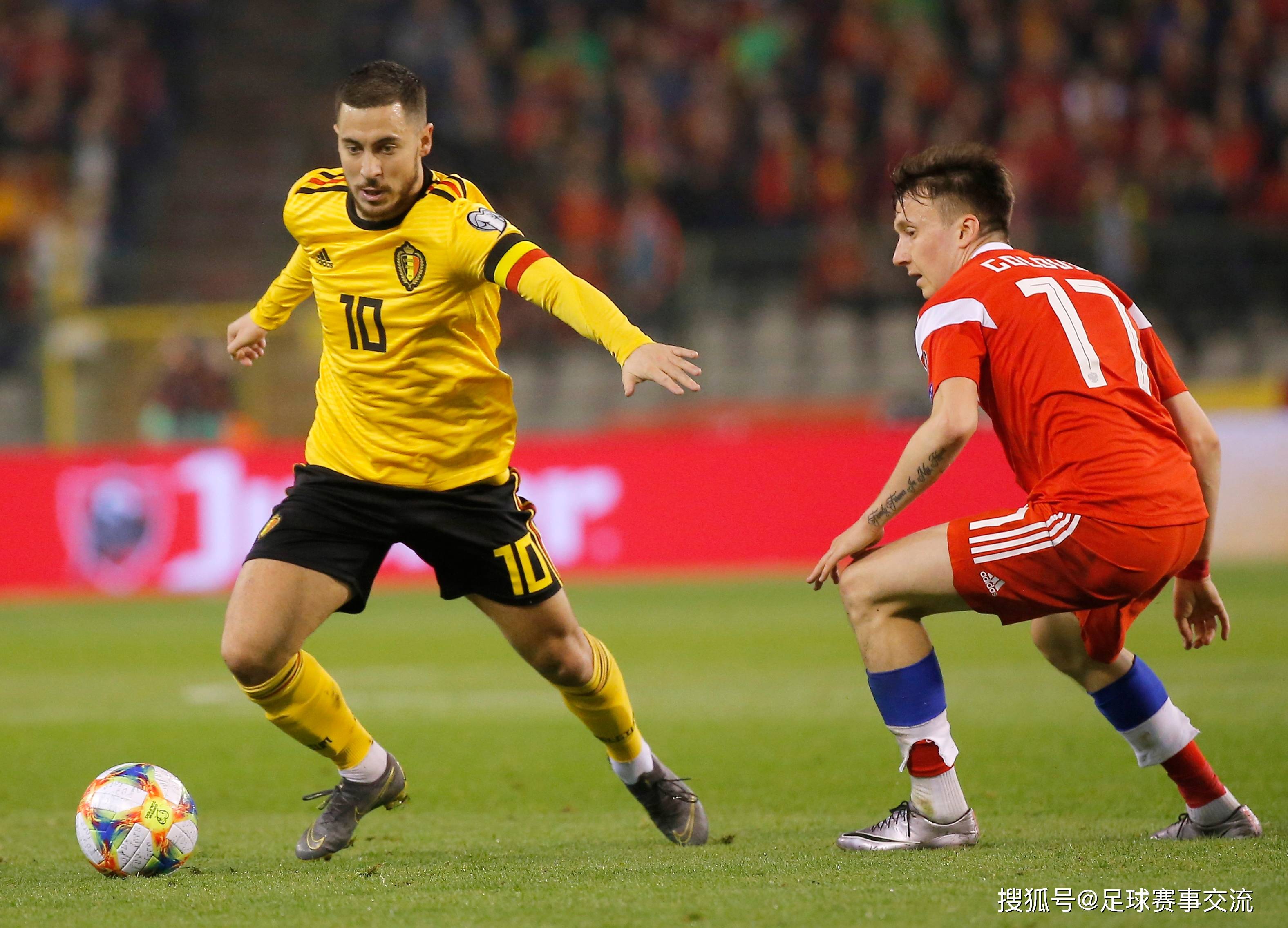 开云体育APP下载-精彩足球比赛引发全球观众热切期盼