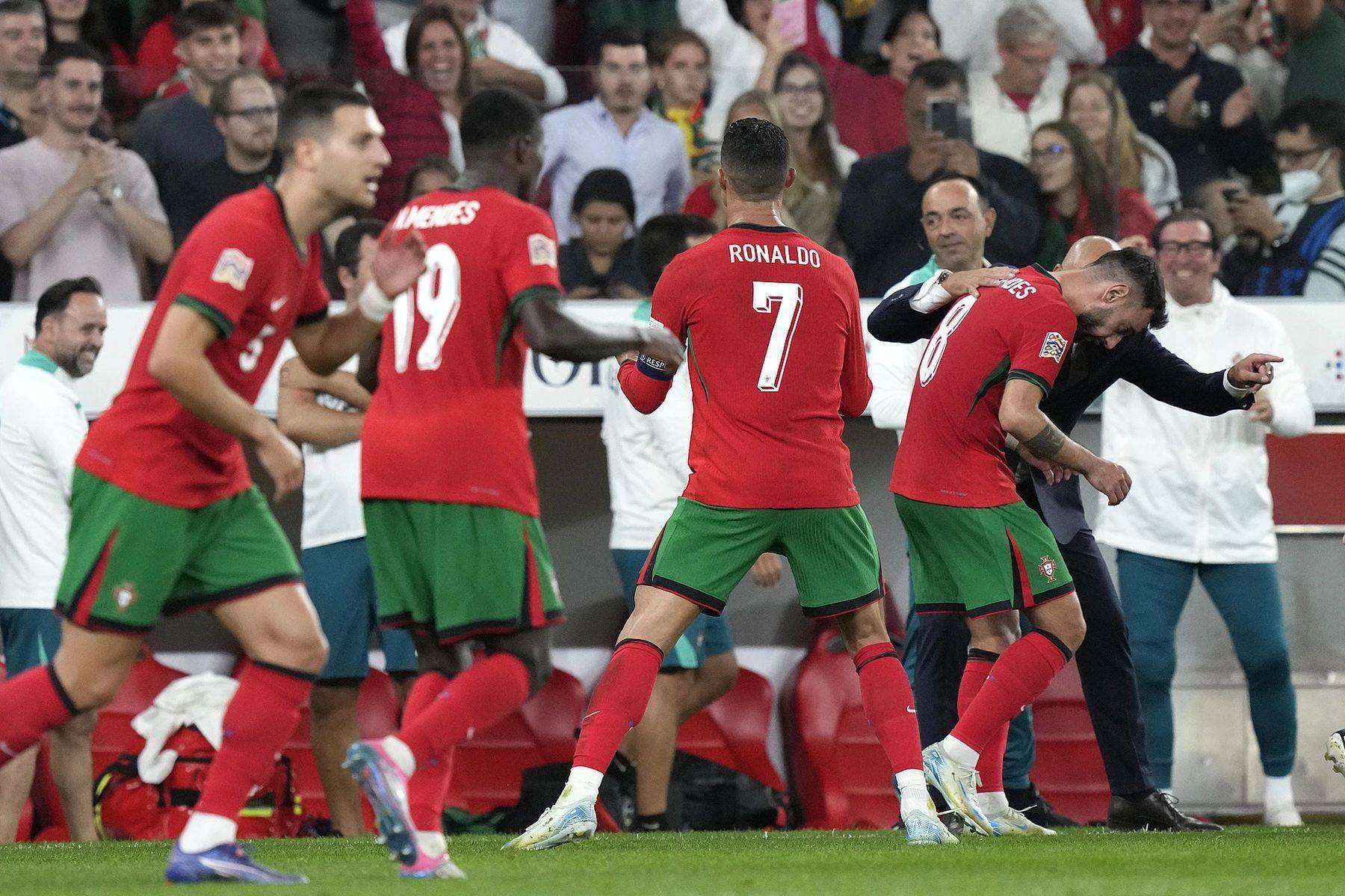 包含欧国联赛球员实力水涨船高,赛场上演高潮的词条 包含欧国联赛球员实力水涨船高,赛场上演高潮的词条