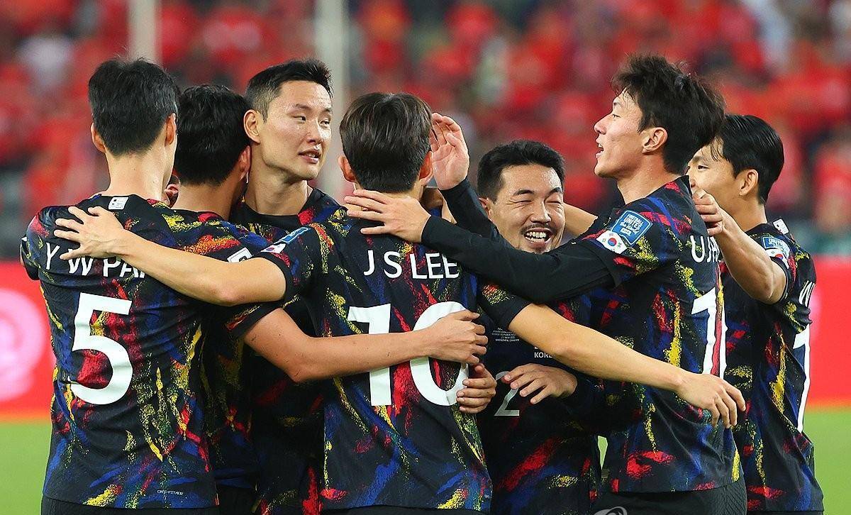 开云体育下载-包含阿黛尔丹球员发挥出色帮助球队获胜的词条