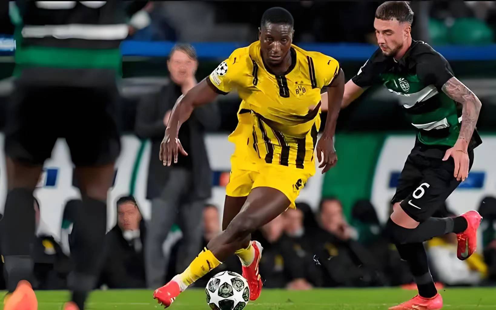 多特蒙德踢出漂亮比赛,令人惊叹技术水平 多特蒙德踢出漂亮比赛,令人惊叹技术水平