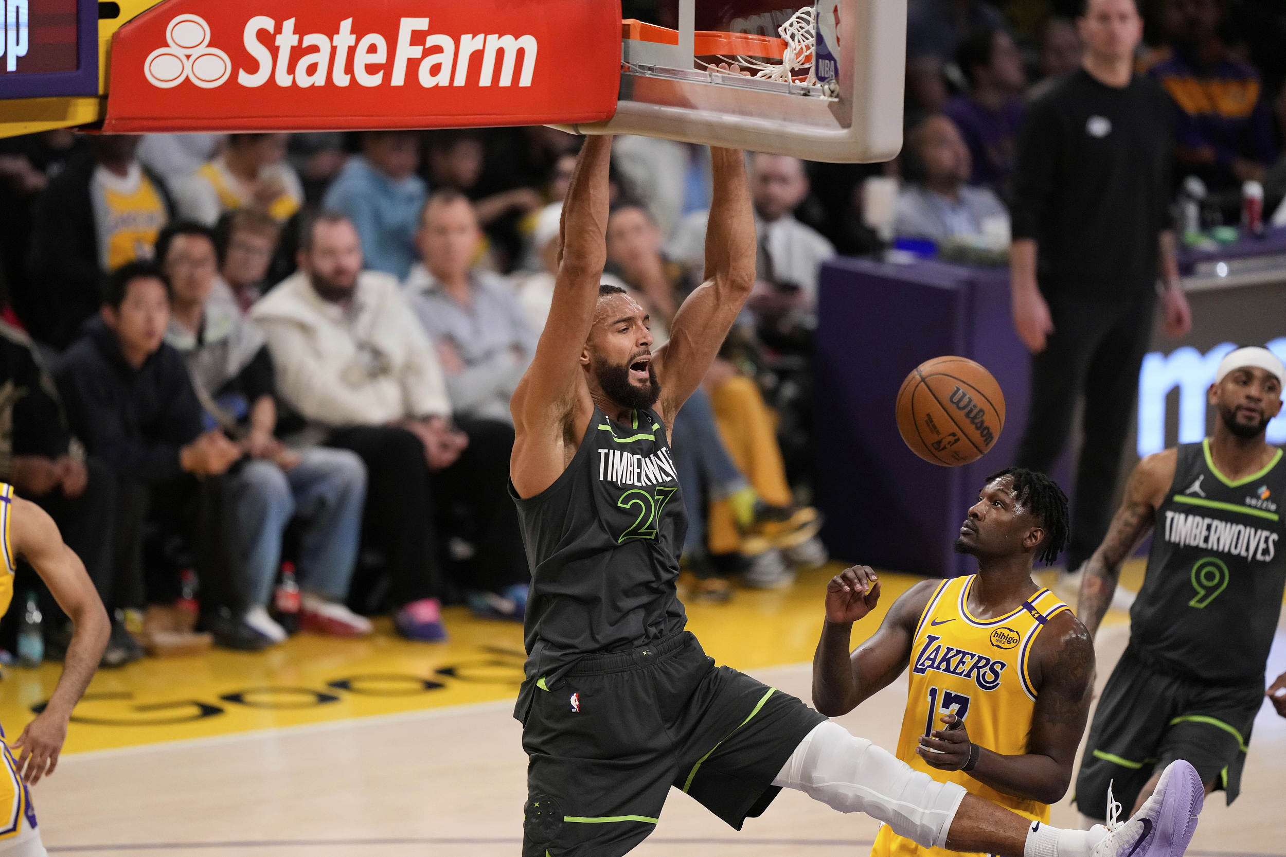 NBA季后赛第一轮战罢,湖人挺进西部半决赛 NBA季后赛第一轮战罢,湖人挺进西部半决赛