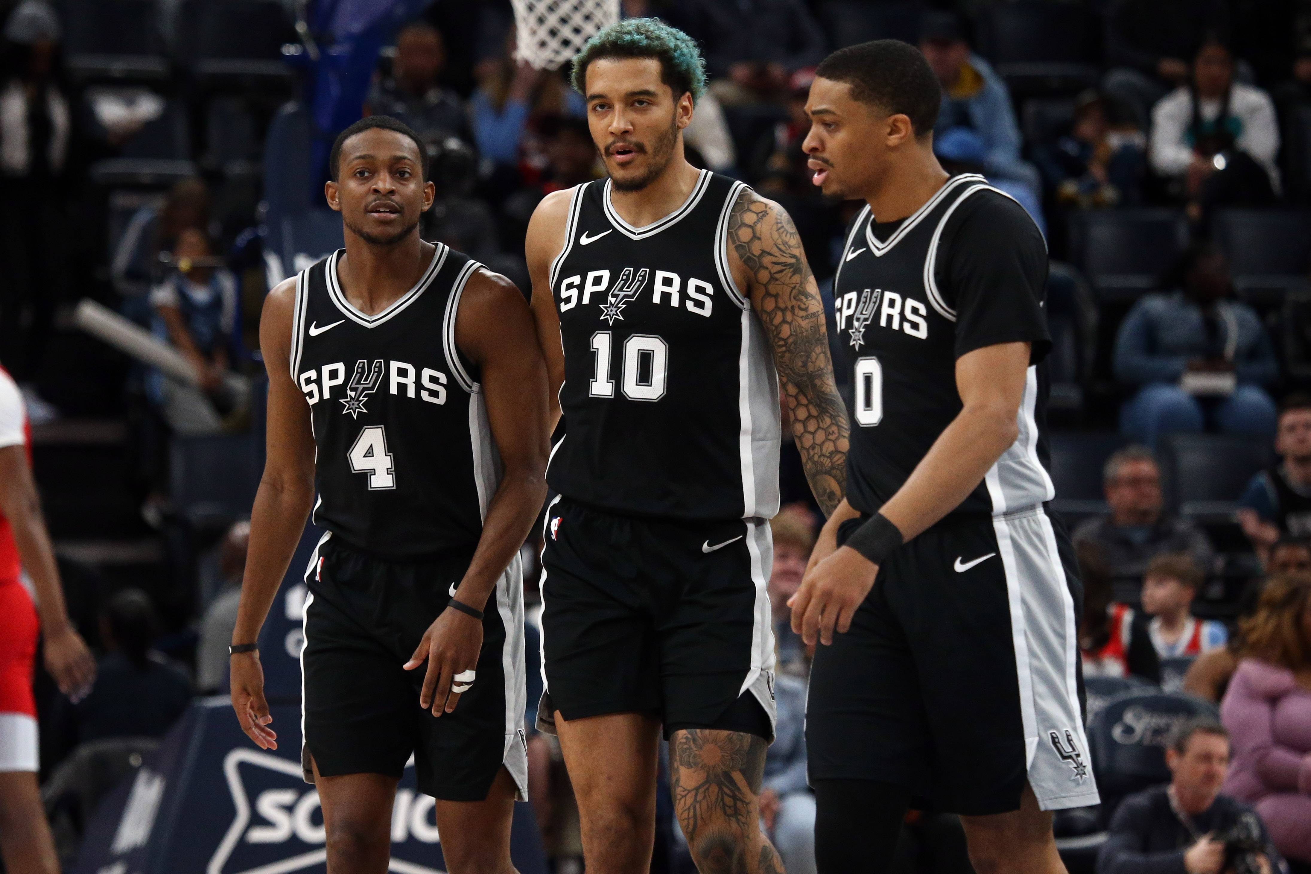 开云体育-关于国王绝杀马刺，福克斯惊艳四座的信息