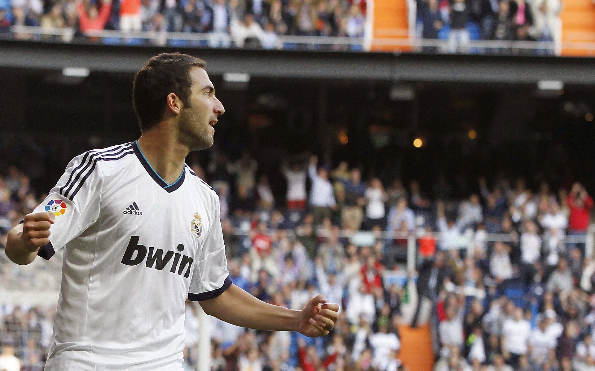 开云体育app-钢铁防线与艺术控场，巴斯托尼的关键绝杀如何打破拉齐奥的西班牙节奏